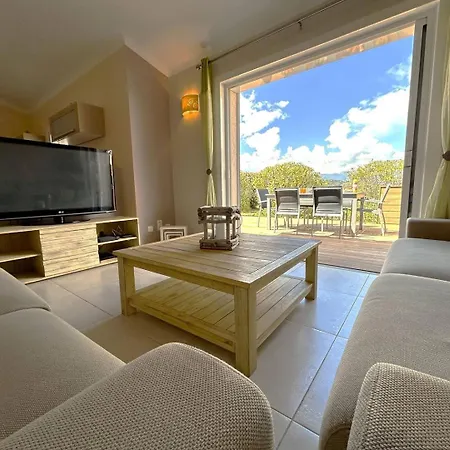 Villa 3 Dans Avec Piscine