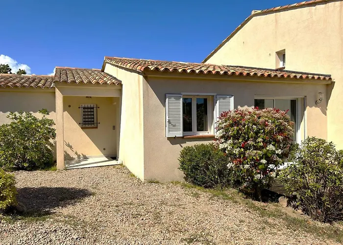 3 Dans Avec Piscine *