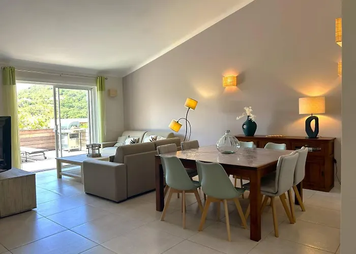 3 Dans Avec Piscine Villa *