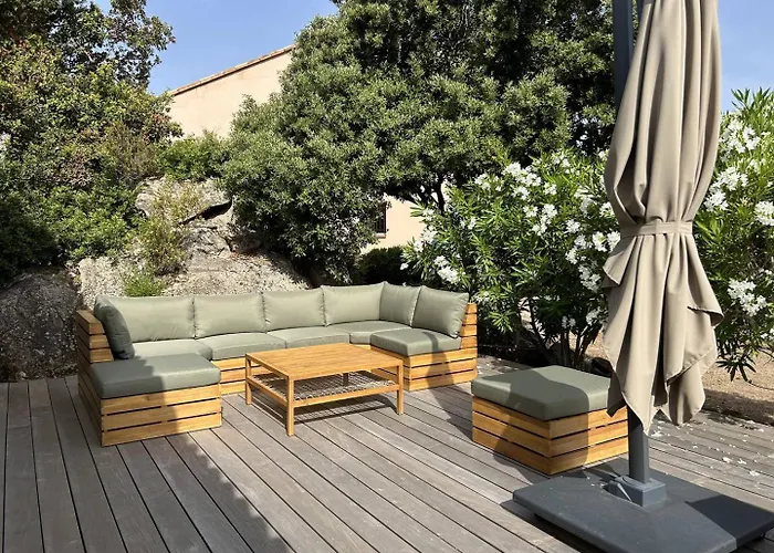 3 Dans Avec Piscine Villa